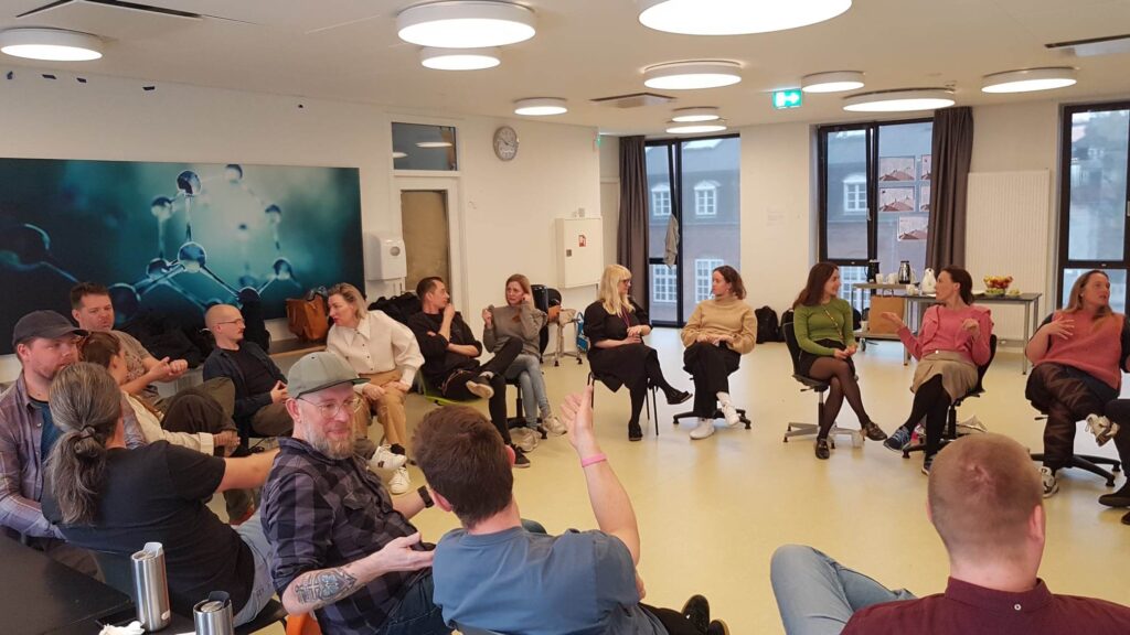 Tankespirerne filosoferer med Skolen på Grundtvigsvej